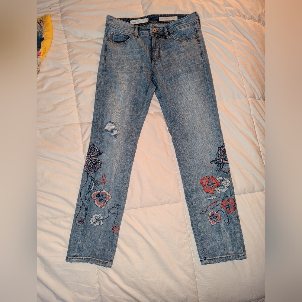 Floral Embroidered Women's Jeans